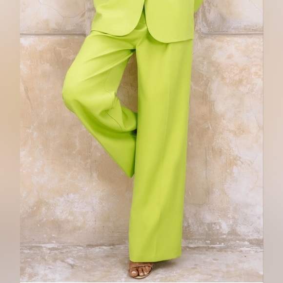 Lavish Alice Pants - Lavish Alice Chartreuse Pants Size 2